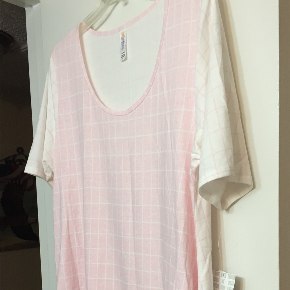 LuLaRoe Perfect T